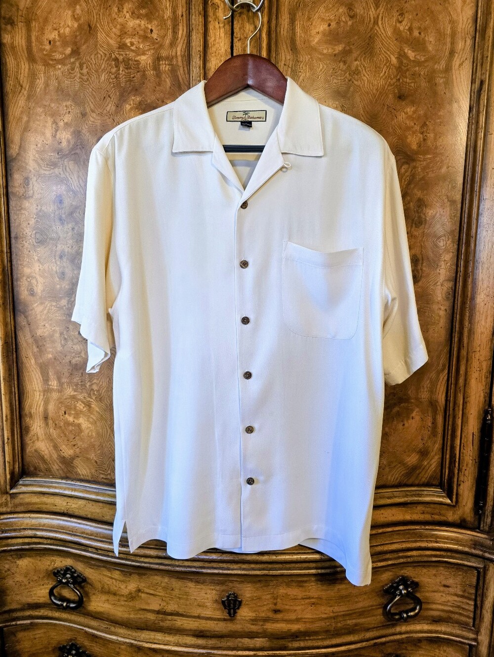 Tommy Bahama (M) Solid Creme Color